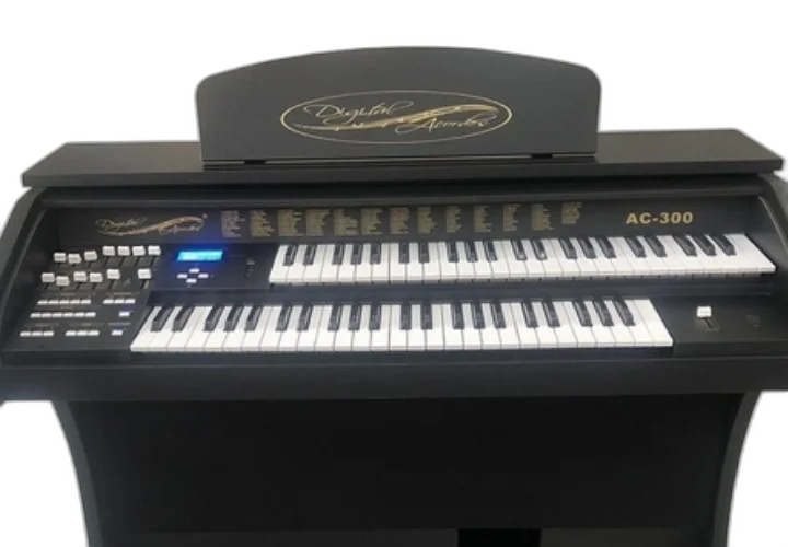 Órgão Eletrônico Digital Acordes AC300 Preto Fosco com 49 Teclas Superiores e Inferiores, Drawbars Configuráveis e Pedaleira de 13 Notas