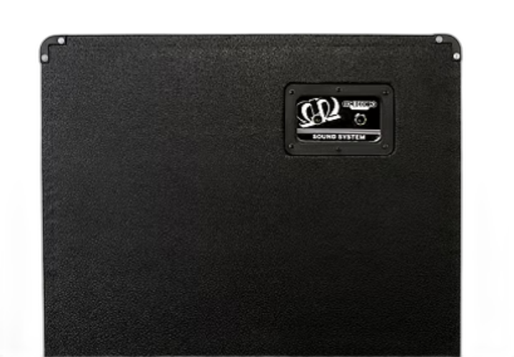 Gabinete Robusto com Revestimento Corvin