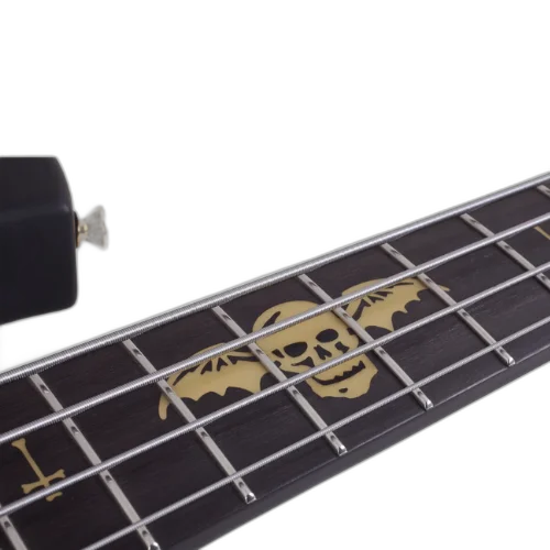 Contrabaixo Schecter Johnny Christ SBK Satin Black com Corpo em Ash Braço Maple Bolt-on Perfil Escala em Ébano com 21 Narrow X-Jumbo Frets Captadores EMG MMCS Eletrônica Ativa EMG 2 Banda Ponte Schecter Custom Bass 213